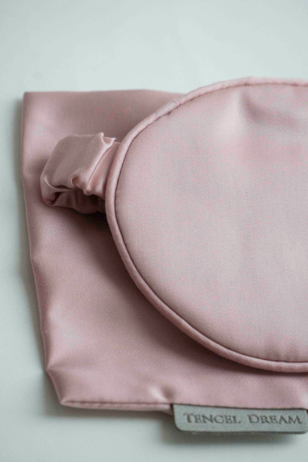 Маска для сна из тенселя Лотос