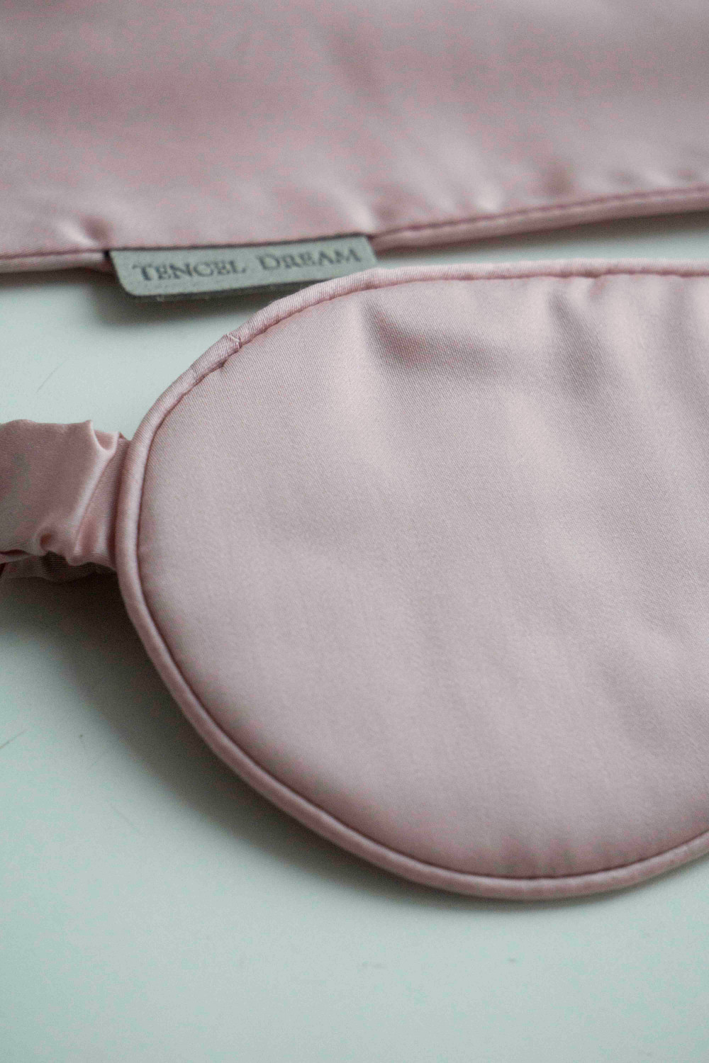 Маска для сна из тенселя Лотос