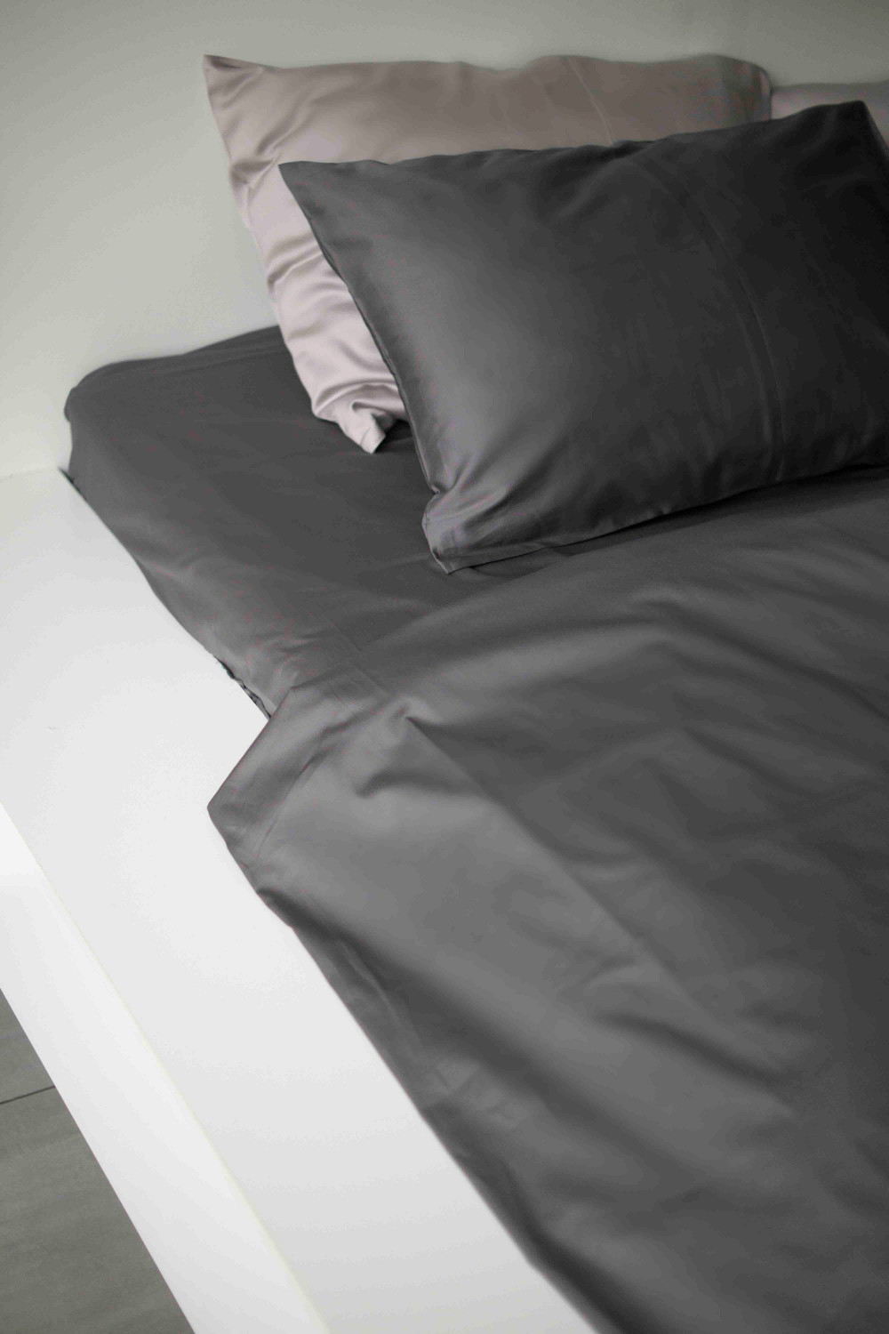 Евро комплект постельного белья из сатина, оттенок графит